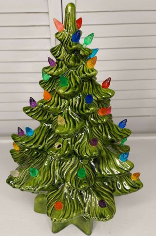 Vtg 70 ' s Atlantic Mold Light Up Ceramic Christmas Tree Star Shaped Musical Base 2