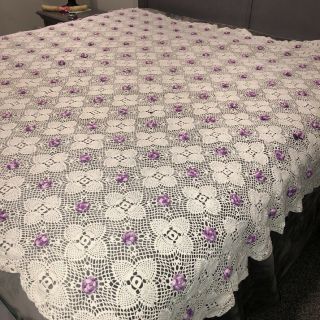 Vintage Hand Crocheted Bedspread Ivory w Purple Rosettes Queen 94 