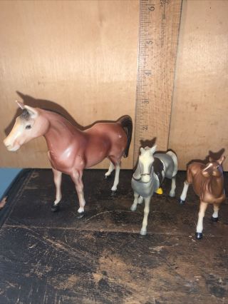 Three Vintage - Horse Figures - Two Marked “hong Kong” 2 Plastic,  1 Ceramic