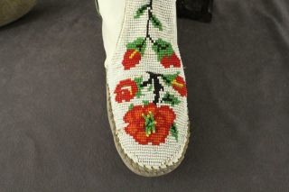 Vintage Native American SIOUX South Dakota Seed Hand Beaded White Boot Moccasins 3