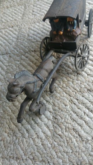Vintage Cast Iron Amish/Quaker Family in Horse - drawn Carriage/Wagon/Buggy 3