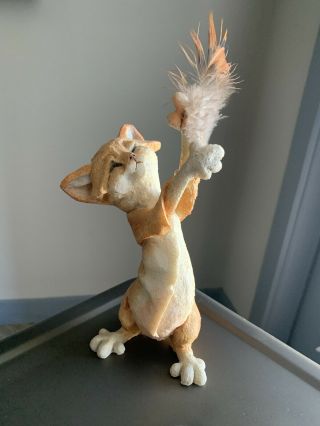 Country Artists - A Breed Apart - Fluffy The Cat Figurine (near)