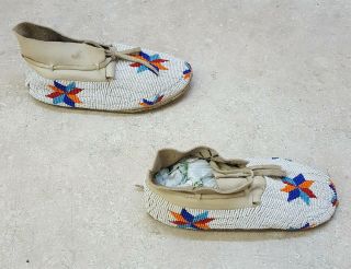 KIDS SIZE 1 HANDMADE BEADED STAR DESIGN LEATHER NATIVE AMERICAN INDIAN MOCCASINS 3