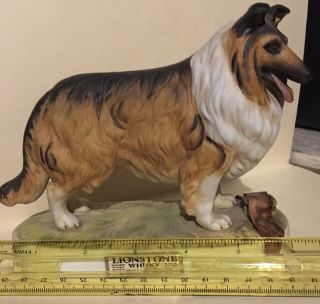 Vintage Lionstone British Rough Collie Dog Whiskey Decanter with red seal 1975 2