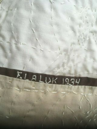 Handmade vintage quilt approx.  78 ' x 92 ' made in 1934 2