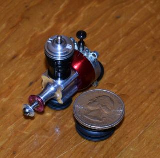 Cox Pee Wee.  020 Model Airplane Engine Red Anodized Tank 020 Vintage Glow Motor