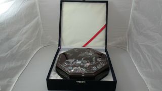 VINTAGE ASIAN OCTAGON MOTHER OF PEARL BROWN LACQUER SECTIONED BOX 3