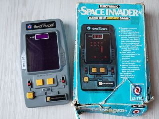 Vintage Electronic Hand Held Space Invaders Entex 1981 Space Invader