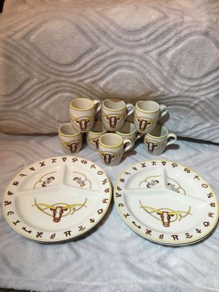 1950s Fred Roberts Cowboy Western Longhorn Rope Stirrups Brand 4 Plates & 8 Mugs