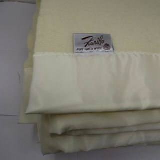 Vtg Faribo 88 " X 80 " Bed Blanket 100 Pure Wool Cream Ivory Satin Edge