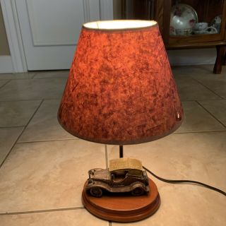 Vintage Metal Car On Wood Base Table Desk Lamp With Shade -