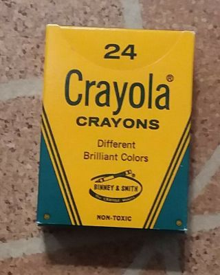 Vintage 24 Count Crayola Crayons Binney & Smith Boxes
