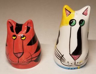 Catzilla Red Cat & White Cat Salt And Pepper Shakers Set Candace Reiter Boxed