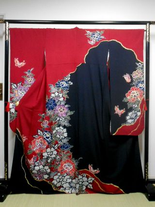 Japanese Kimono Silk " Furisode " Long Sleeves,  Gold Leaf,  Butterfly,  L65 ".  M, .  1457