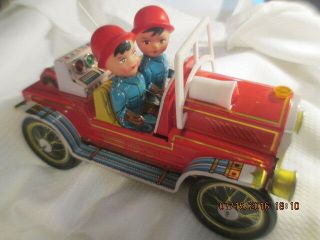 Vintage China Shanghai Old Timer Car Fire Engine Fire Chief Tin Toy Me - 699 Box