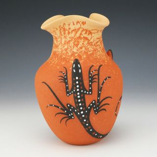 Native American Zuni Lizard Pottery Vase By Deldrick & Lorenda Cellicion