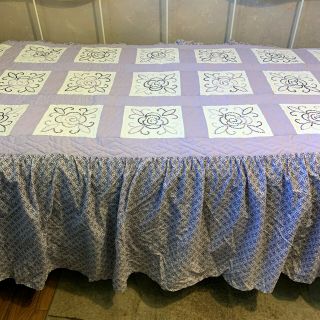 Homemade Twin Size Quilt Lavender Purple White Floral Hand Stitched Vintage 70s 2