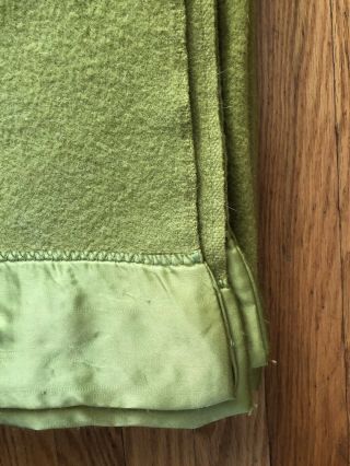 Vintage Olive Green Wool Blanket Satin Trim 64 X 80 Gently 2