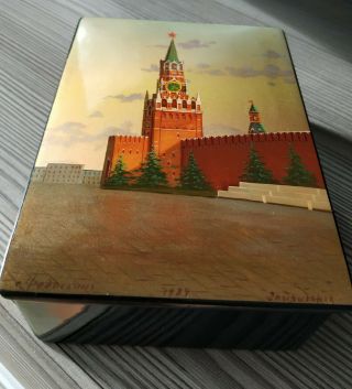 FEDOSKINO VINTAGE USSR SOVIET RUSSIAN LACQUER BOX FEDOSKINO HAND PAINTED 2