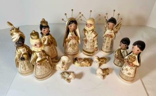 Vintage 13 Figures Mexican Folk Art Pottery Gold & White Nativity 5 " To 7 " Tall