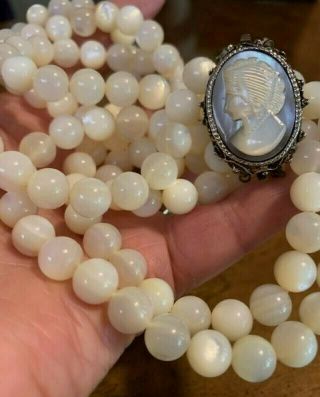 Vintage Mop Mother Of Pearl Shell Beaded Necklace Removable Cameo Brooch