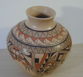 Native American Southwest 7 " Pottery Jar,  By Roberta Youvella Silas,  Laguna Hopi