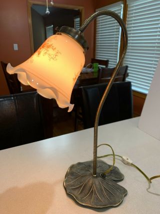 Vintage Cast Metal Goose Neck Lily Pad Table Lamp Tulip Shade