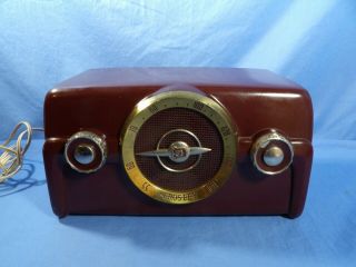 Vintage Crosley Model 10 138 Maroon Gold Bakelite Dashboard Tube Radio