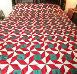 Vintage Handmade Quilt 84x67 Red/green/white Solid Fabrics Unk Pattern Windmill?
