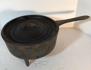 Vintage Hollow Ware Spider 3 Legged Cast Iron Pot W Lid 9 Inch Diameter