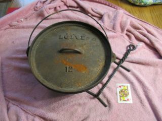 Vintage Lodge 12  Cast Iron 3 Footed Dutch Oven,  Camp Pot W/lid And Lid Lift
