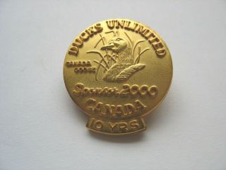 2000 Ducks Unlimited Canada - Lapel Pin - Gold Sponsor - 10 Year Pin
