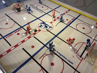 2005 ICE Chexx Bubble Hockey Game - Limited Edition 3