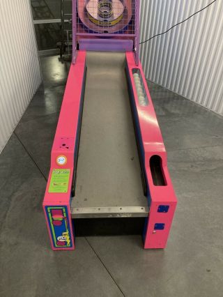 ICE Ball 10’ Skee Ball Arcade Game 2 Available 3