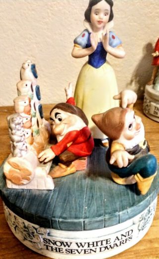 Vintage Walt Disney Snow White And The Seven Dwarfs Music Box Limited Edition