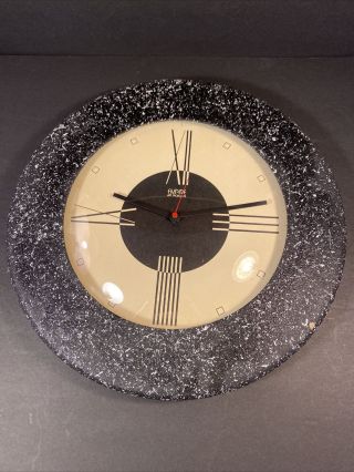 Vtg Mid Century Postmodern Memphis Style Empire Art Products Quartz Wall Clock