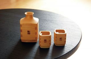 Guinomi Tokkuri Hinoki Japanese Wooden Cypress Hinoki Sake Cup &bottle Set Of 3
