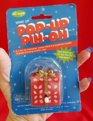 Vintage Fun World Wind - Up Pop - Up Pin Brooch Old Stock