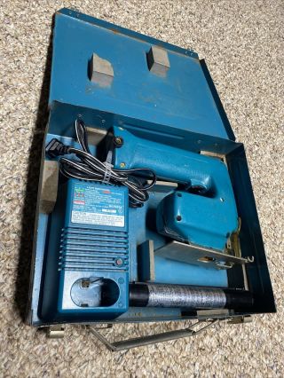 Vintage Mikita Jigsaw Model 4300d 9.  6v With Battery,  Charger And Case