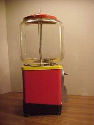 One Cent Gum Ball Machine,  1950s Vintage With Key,  Victor Topper 1¢ 2