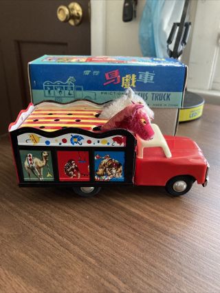 Vintage Tin Friction Toy Circus Truck W/ Animals.  Mf974