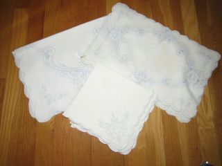 Set of 8 Vintage Placemats,  Napkins and a Runner – Ivory and Light Blue 2