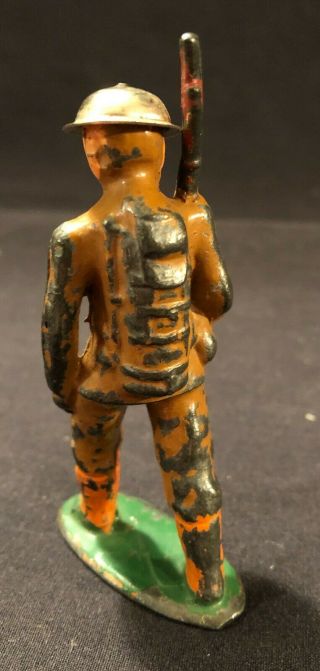 Vintage Barclay Model 777 B126 die cast figurine soldier marching with rifle 3