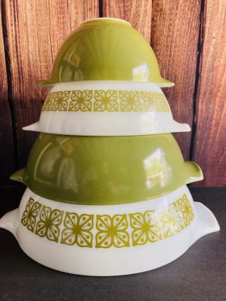 Vintage Pyrex Nesting Mixing Bowls Set Of 4 Avocado Green Olive Square Flower