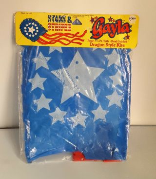1987 Stars & Stripes Gayla Dragon Style Kite 721 Four 7.  5 Foot Tails Nip