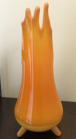 MCM Vintage l.  e.  smith? Glass Orange Yellow Slag Stretch Vase Tripod Legs 3