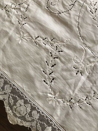 Vintage Handmade Embroidered Cutwork Tablecloth Ivory Cotton Lace Inserts EUC 3