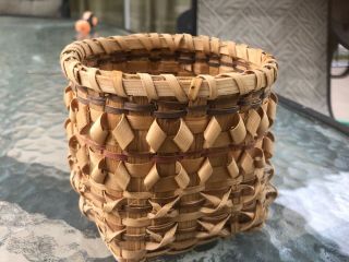 Vintage Unique Small Native American Cherokee Indian Intricate Basket 3 1/2 "