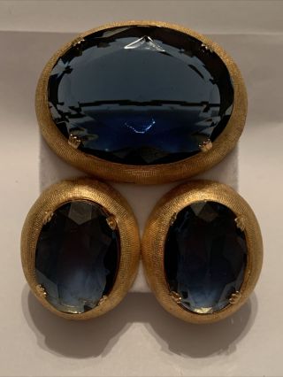 Vintage Large Blue Crystal Rhinestone Brooch & Clip Earrings Set Gold Tone