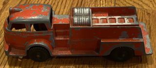 Vintage Hubley Red Fire Truck Engine Cast Iron Rubber Wheels 402 Toy Collectible